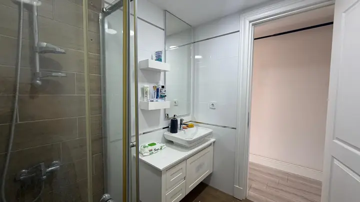 MRS GAYRİMENKULDEN TECEDE KİRALIK FULL LÜKS EŞYALI 3+1 DAİRE - fotoğraf 4