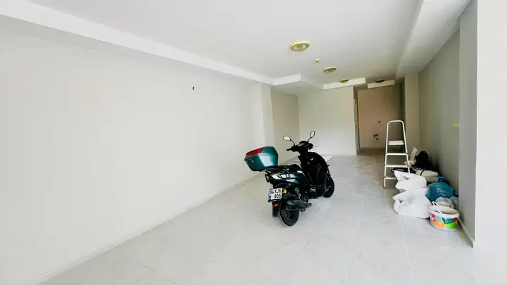 TOROSLAR YALINAYAKTA SATILIK DÜKKAN 110 M2 - fotoğraf 3