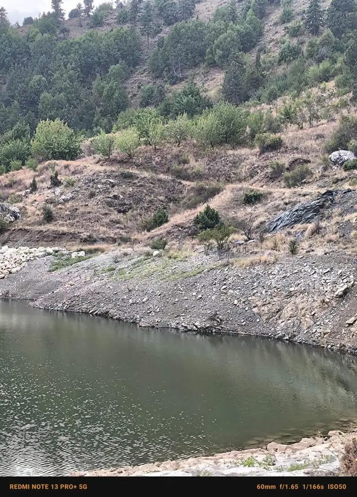 MRS GAYRİMENKULDEN ARSLANKÖYDE GÖLE SIFIR 1850M2 SATILIK TARLA - fotoğraf 3