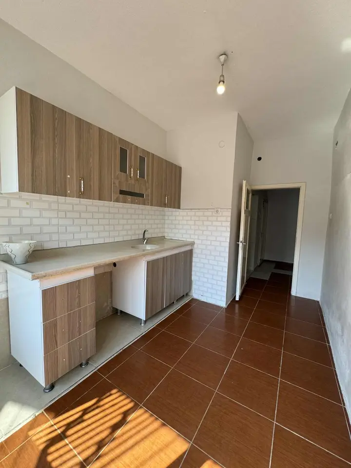 MEVLANA MAHALLESİNDE KİRALIK DAİRE