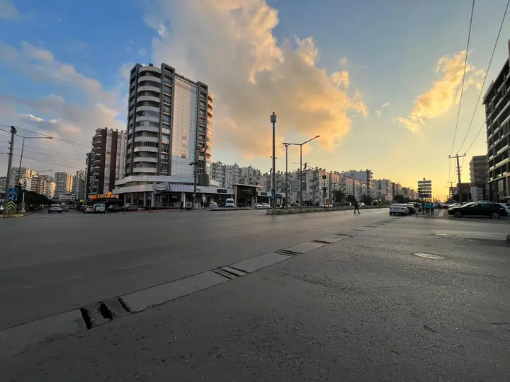 MRS'DEN Medical park civarı GMK'ya 2 ci parsel satılık dükkan - fotoğraf 5