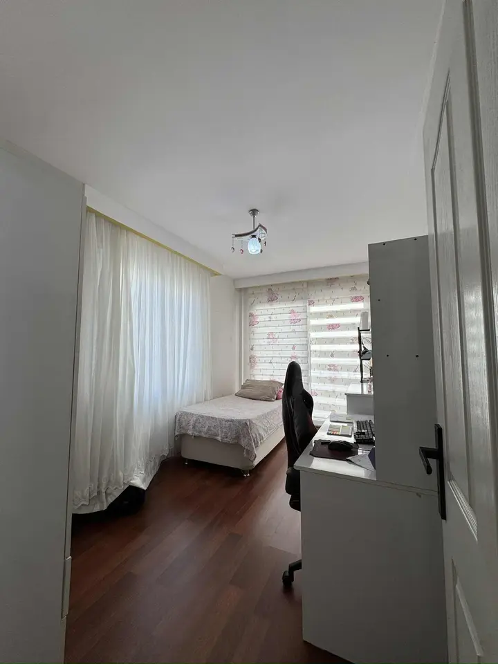YALINAYAK MAHALLESİNDE GENİŞ YAPILI DAİRE - fotoğraf 4