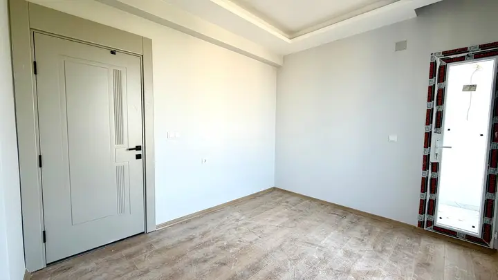 MRS GAYRİMENKULDEN ÇEŞMELİ DE SATILIK HAVUZLU 2+1 DAİRE