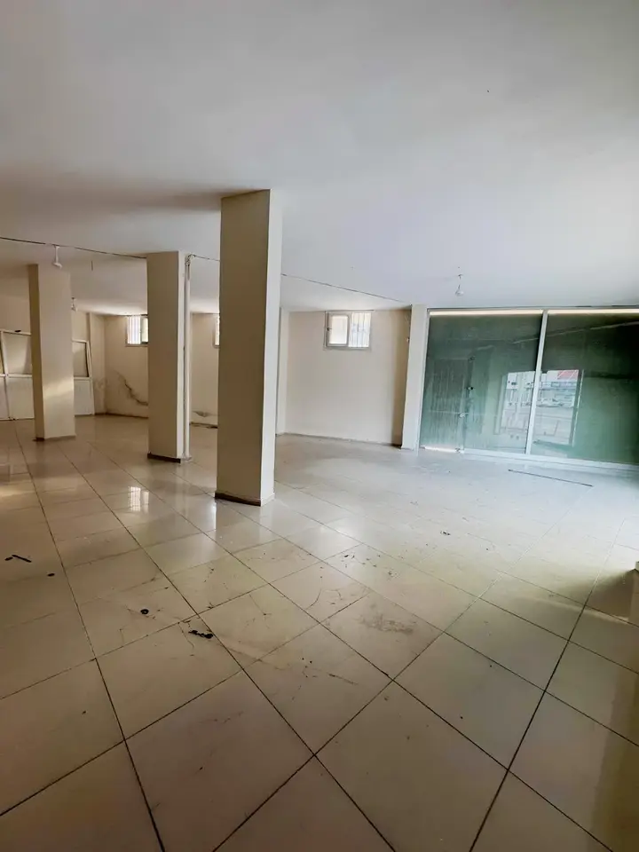2. ÇEVRE YOLU ÜZERİ KİRALIK 130m2 DÜKKAN - fotoğraf 3