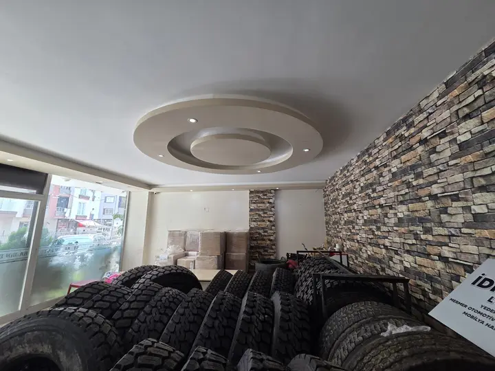 MRS'DEN TOROSLAR YALINAYAKTA 120 M² DÜKKÂN / OFİS
