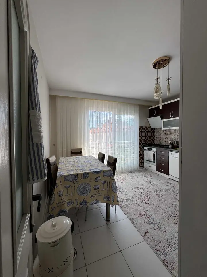YALINAYAK MAHALLESİNDE GENİŞ YAPILI DAİRE - fotoğraf 3