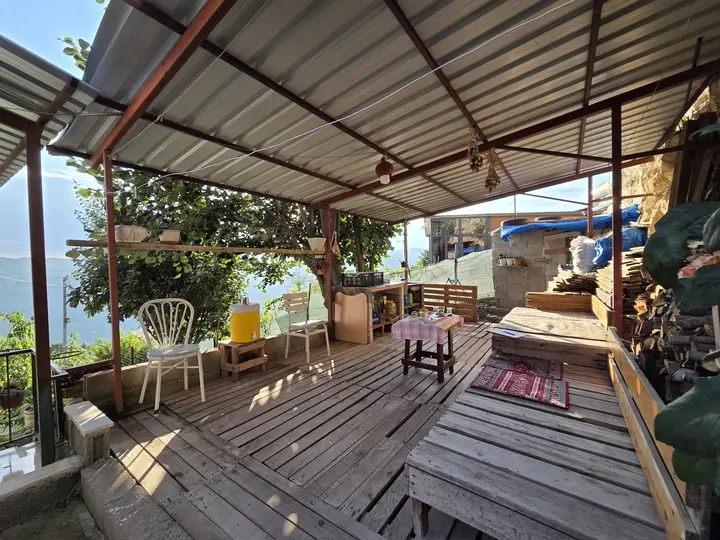 MRS'DEN ALADAĞ 450M2 ARSA + 2 KATLI MÜSTAKİL EV