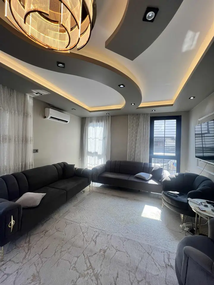 MRS'DEN BULUKLUDA TRIPLEX HAVUZLU VİLLA İÇİ FUL YAPILI MASRAFSIZ