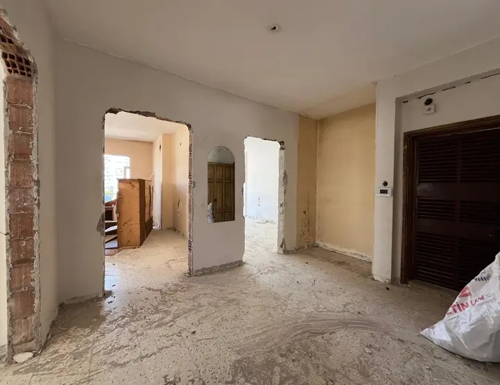 MRS GAYRİMENKULDEN MERSİN MEZİTLİDE SATILIK 3+1 DAİRE - fotoğraf 2