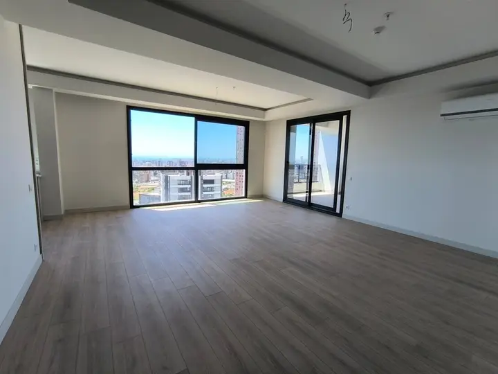 MRS' DEN MERSİN YENİŞEHİR 50.YIL MAH.SATILIK LÜKS 2+1 DAİRE - fotoğraf 4
