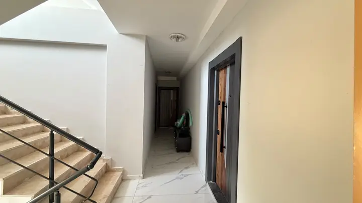 Erdemli Kocahasanlıda Denize 20 Metre, 1+1 Yatırımlık Daire